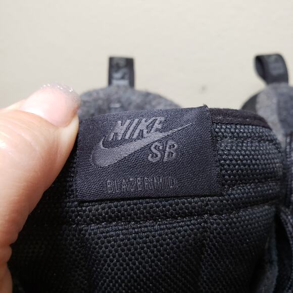 Nike Men's 9.5 SB Zoom Blazer Mid Premium Black Anthracite Sneaker DC8903-002 - Picture 6 of 9